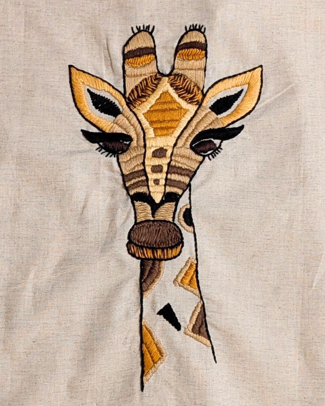 Uncha Embroidered Shirt Women